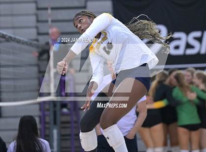 Thumbnail 3 in Prestonwood Christian vs. Mater Dei (Durango Fall Classic) photogallery.