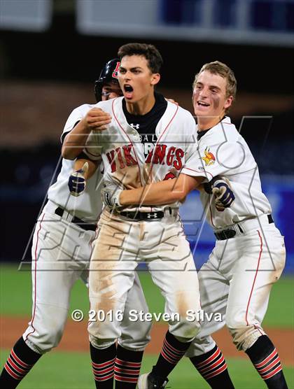 Thumbnail 2 in La Jolla vs. Point Loma @ Petco Park photogallery.
