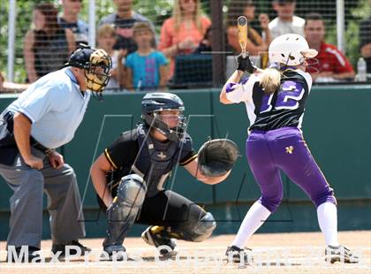 Thumbnail 3 in Granada vs. Amador Valley (CIF NCS D1 Final) photogallery.