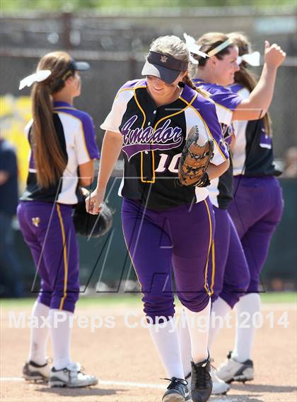 Thumbnail 1 in Granada vs. Amador Valley (CIF NCS D1 Final) photogallery.