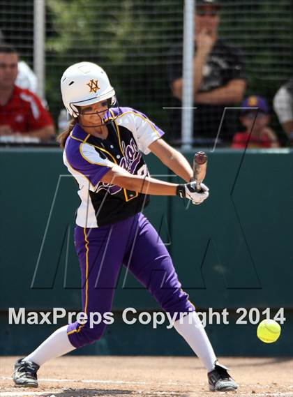 Thumbnail 3 in Granada vs. Amador Valley (CIF NCS D1 Final) photogallery.