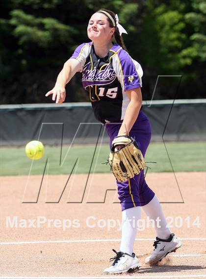 Thumbnail 1 in Granada vs. Amador Valley (CIF NCS D1 Final) photogallery.