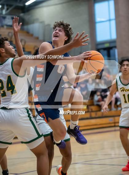 Thumbnail 2 in Patrick Henry vs. Brighton (Torrey Pines Holiday Classic) photogallery.