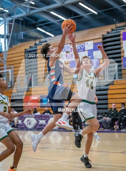Thumbnail 3 in Patrick Henry vs. Brighton (Torrey Pines Holiday Classic) photogallery.