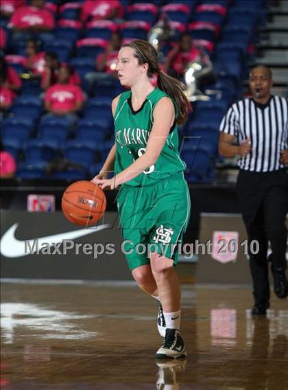 Thumbnail 3 in Hoover vs St. Mary's  (T-Mobile Invitational) photogallery.