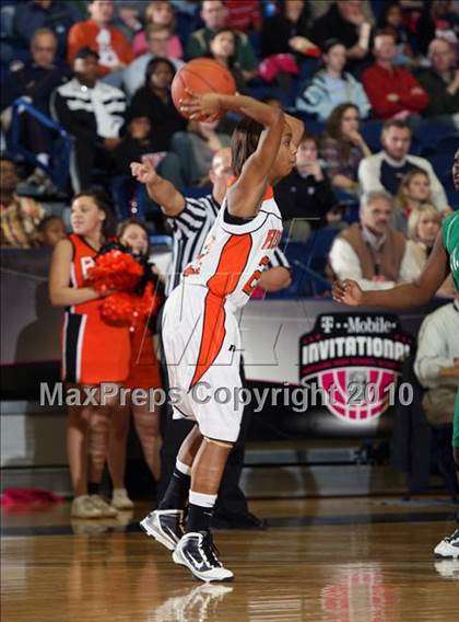 Thumbnail 2 in Hoover vs St. Mary's  (T-Mobile Invitational) photogallery.