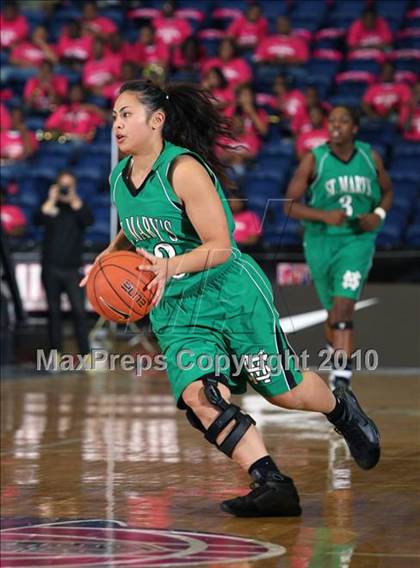 Thumbnail 3 in Hoover vs St. Mary's  (T-Mobile Invitational) photogallery.