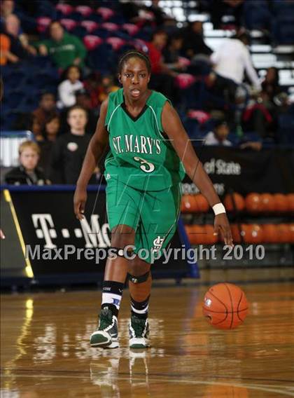 Thumbnail 3 in Hoover vs St. Mary's  (T-Mobile Invitational) photogallery.