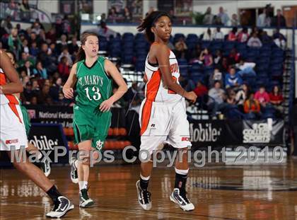 Thumbnail 2 in Hoover vs St. Mary's  (T-Mobile Invitational) photogallery.