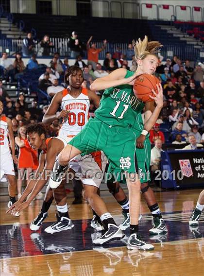 Thumbnail 2 in Hoover vs St. Mary's  (T-Mobile Invitational) photogallery.