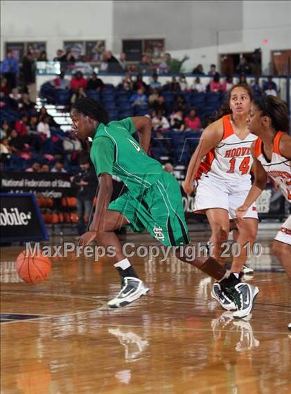 Thumbnail 3 in Hoover vs St. Mary's  (T-Mobile Invitational) photogallery.