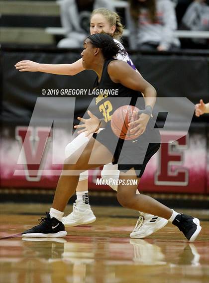 Thumbnail 3 in Amarillo vs Canyon photogallery.
