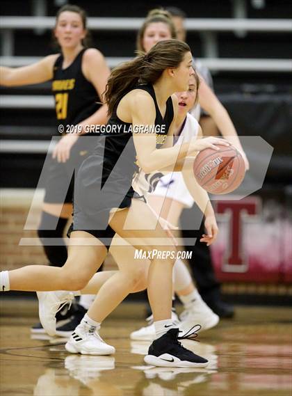 Thumbnail 1 in Amarillo vs Canyon photogallery.