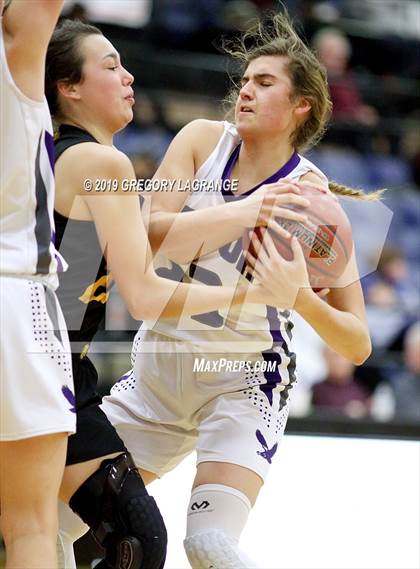 Thumbnail 1 in Amarillo vs Canyon photogallery.