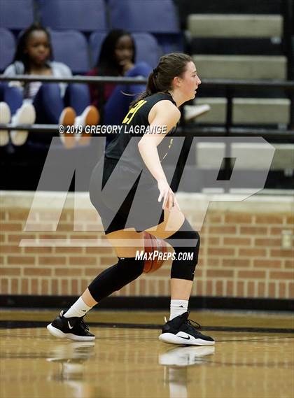Thumbnail 2 in Amarillo vs Canyon photogallery.