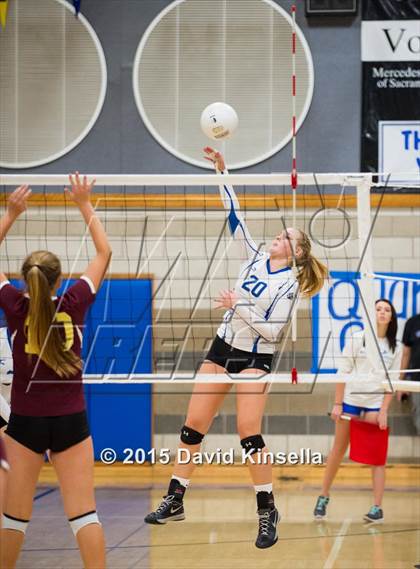 Thumbnail 3 in Whitney @ Rocklin photogallery.