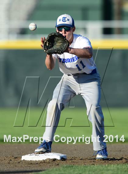Thumbnail 3 in Haddam-Killingworth vs. Rocky Hill (CIAC Class M Final) photogallery.