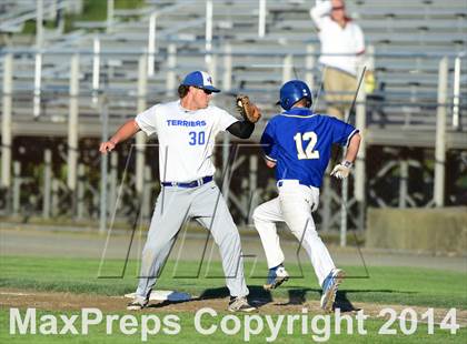 Thumbnail 3 in Haddam-Killingworth vs. Rocky Hill (CIAC Class M Final) photogallery.