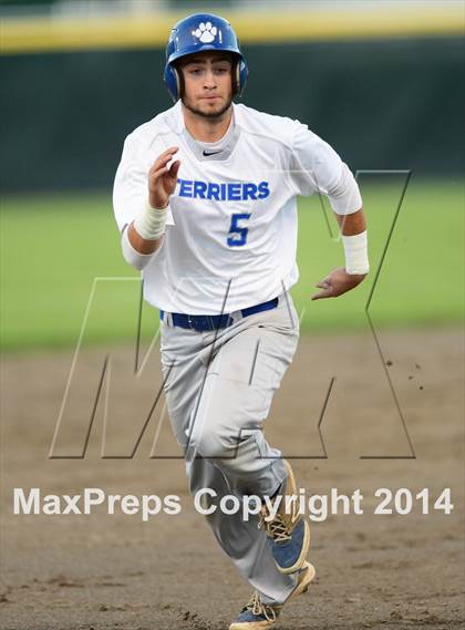 Thumbnail 3 in Haddam-Killingworth vs. Rocky Hill (CIAC Class M Final) photogallery.