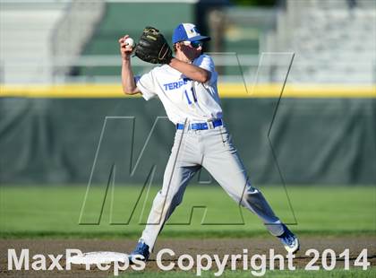 Thumbnail 2 in Haddam-Killingworth vs. Rocky Hill (CIAC Class M Final) photogallery.