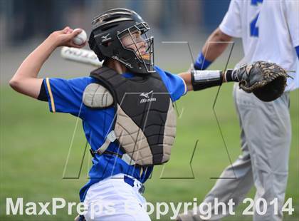 Thumbnail 3 in Haddam-Killingworth vs. Rocky Hill (CIAC Class M Final) photogallery.