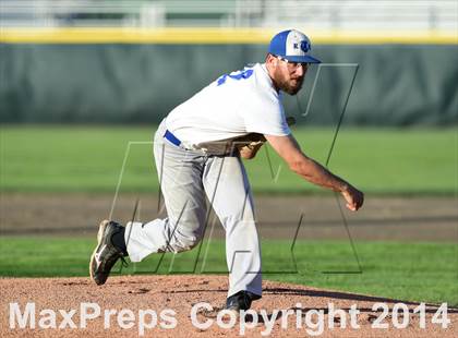 Thumbnail 3 in Haddam-Killingworth vs. Rocky Hill (CIAC Class M Final) photogallery.