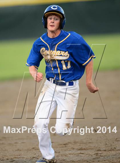 Thumbnail 2 in Haddam-Killingworth vs. Rocky Hill (CIAC Class M Final) photogallery.
