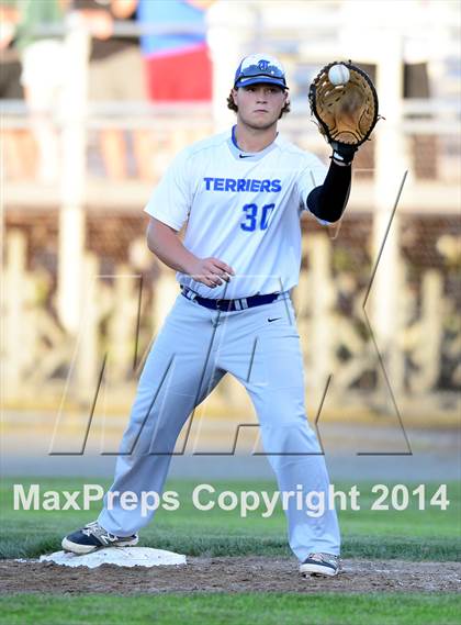 Thumbnail 3 in Haddam-Killingworth vs. Rocky Hill (CIAC Class M Final) photogallery.