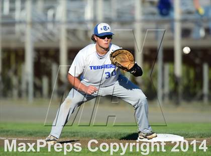 Thumbnail 3 in Haddam-Killingworth vs. Rocky Hill (CIAC Class M Final) photogallery.