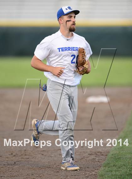 Thumbnail 3 in Haddam-Killingworth vs. Rocky Hill (CIAC Class M Final) photogallery.