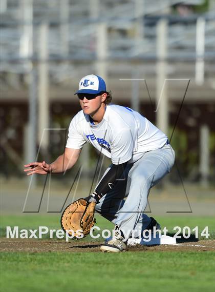Thumbnail 1 in Haddam-Killingworth vs. Rocky Hill (CIAC Class M Final) photogallery.