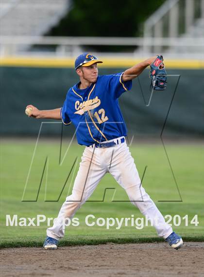 Thumbnail 2 in Haddam-Killingworth vs. Rocky Hill (CIAC Class M Final) photogallery.