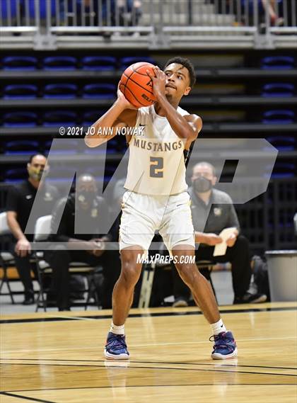 Thumbnail 1 in Cypress Park vs. Cypress Ranch (UIL 6A Regional Quarterfinal) photogallery.
