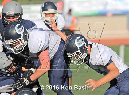 Thumbnail 1 in Camarillo @ Saugus photogallery.