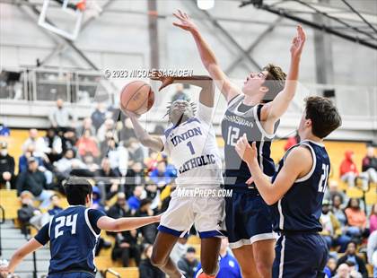 Thumbnail 2 in Union Catholic vs. Manasquan (Metro Classic) photogallery.
