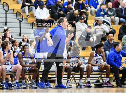 Thumbnail 1 in Union Catholic vs. Manasquan (Metro Classic) photogallery.
