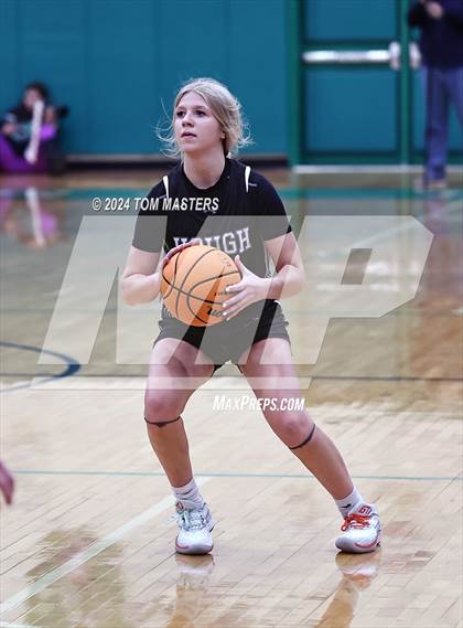 Thumbnail 3 in Hough @ Myers Park photogallery.