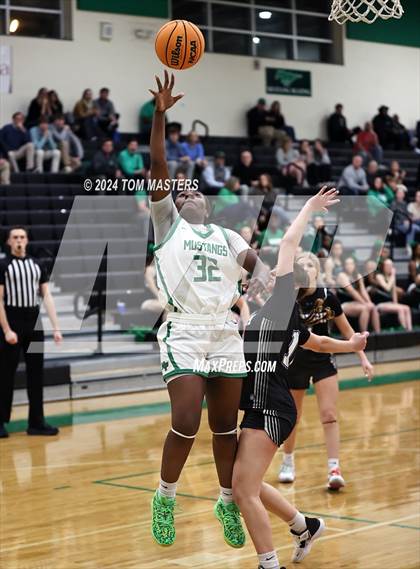 Thumbnail 1 in Hough @ Myers Park photogallery.
