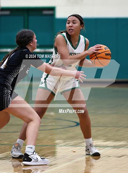 Thumbnail 2 in Hough @ Myers Park photogallery.