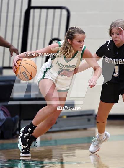 Thumbnail 1 in Hough @ Myers Park photogallery.