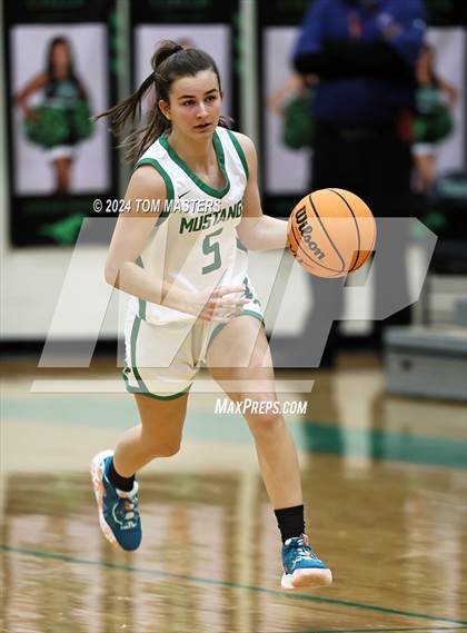 Thumbnail 2 in Hough @ Myers Park photogallery.
