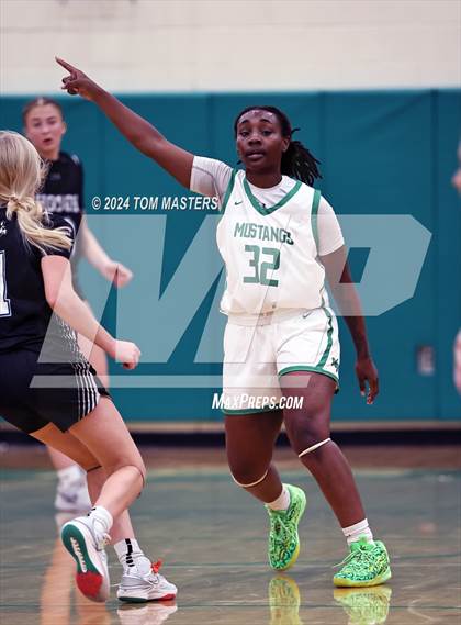 Thumbnail 2 in Hough @ Myers Park photogallery.