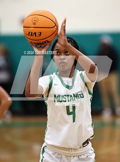 Thumbnail 1 in Hough @ Myers Park photogallery.