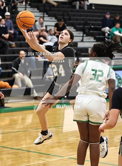 Thumbnail 3 in Hough @ Myers Park photogallery.