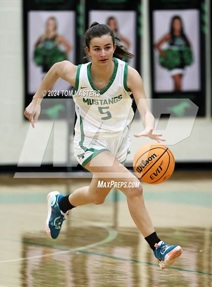 Thumbnail 3 in Hough @ Myers Park photogallery.