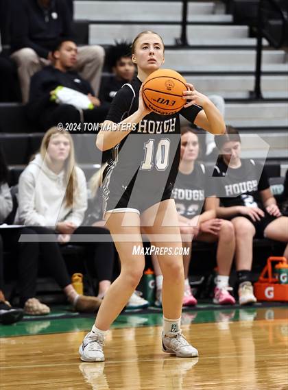 Thumbnail 2 in Hough @ Myers Park photogallery.