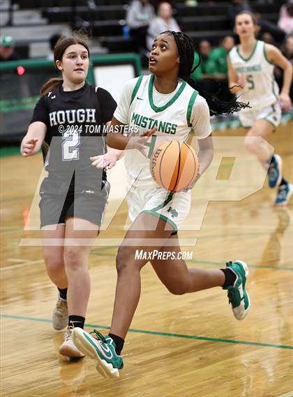 Thumbnail 3 in Hough @ Myers Park photogallery.
