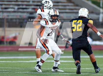 Thumbnail 3 in Ferris @ Benbrook photogallery.