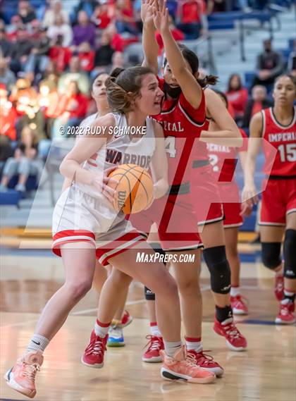 Thumbnail 3 in Fallbrook vs. Imperial (CIF SDS D2 Championship) photogallery.