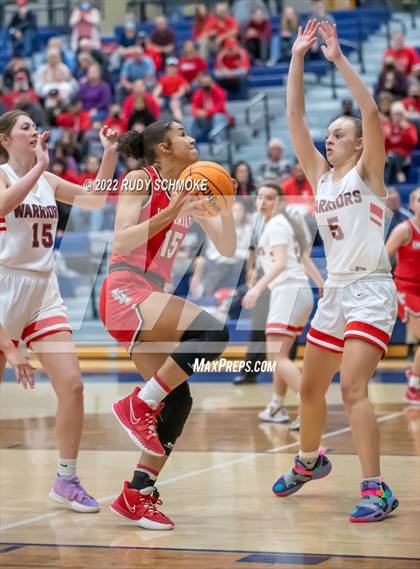 Thumbnail 2 in Fallbrook vs. Imperial (CIF SDS D2 Championship) photogallery.
